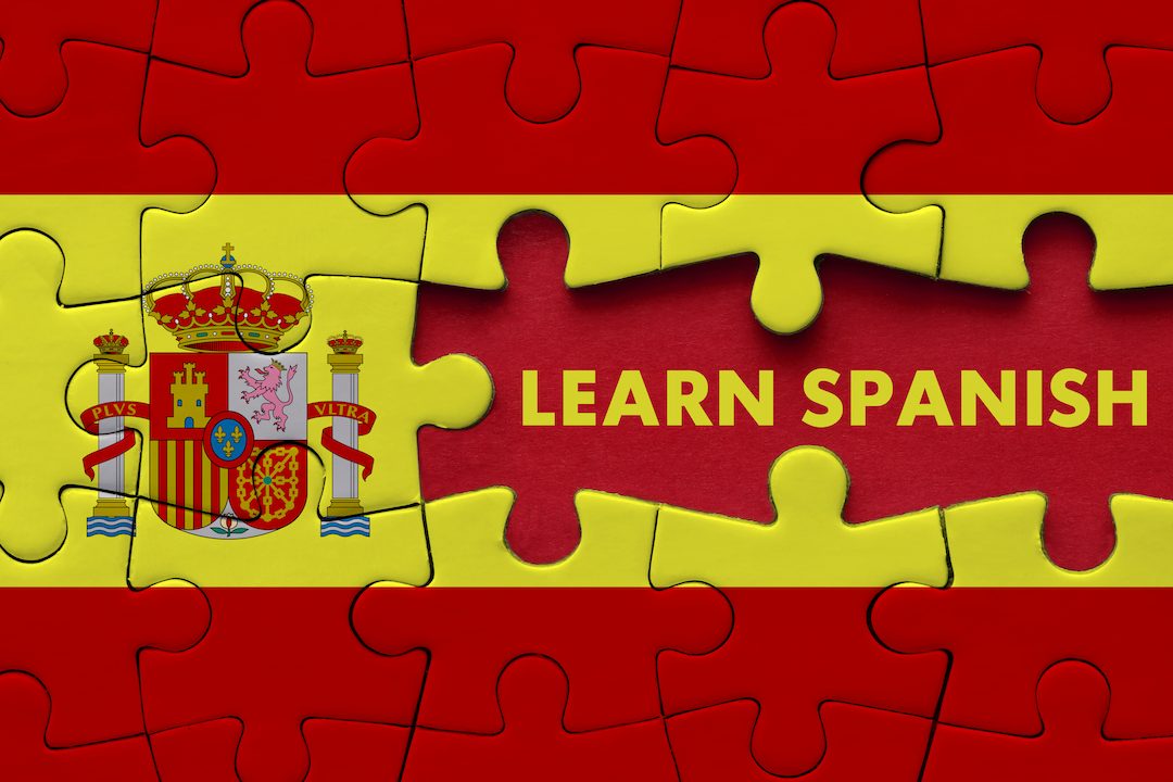 How Hard Is It To Learn Spanish Article Image Representing the 5 factors that make it a challenge
