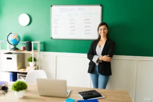 Private Language Lessons vs. Group Lessons Which Is Better - Main IMage